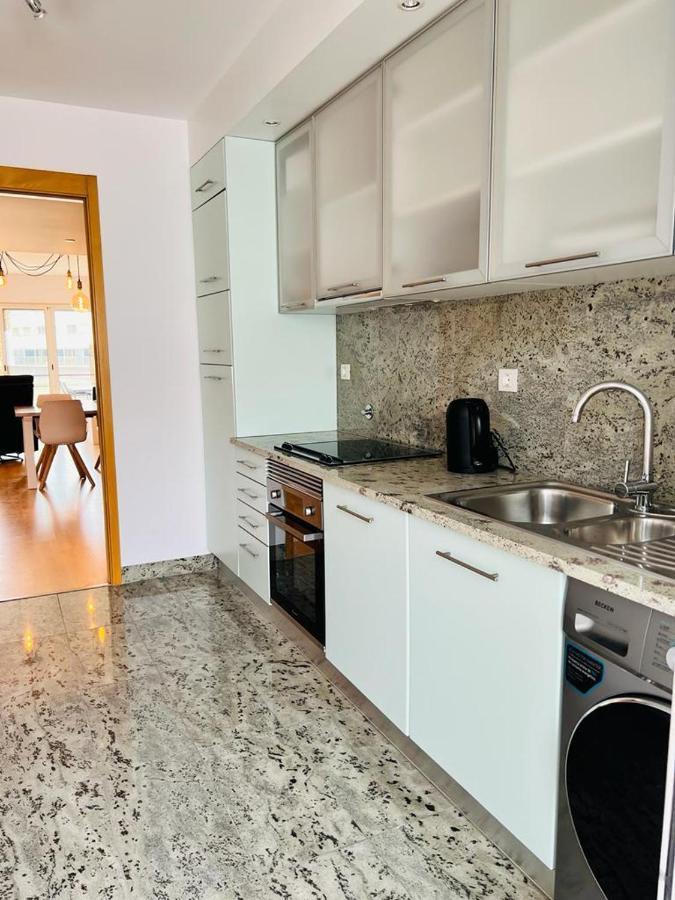Lucky Star Marina Apartment, With Pool ลากอส ภายนอก รูปภาพ