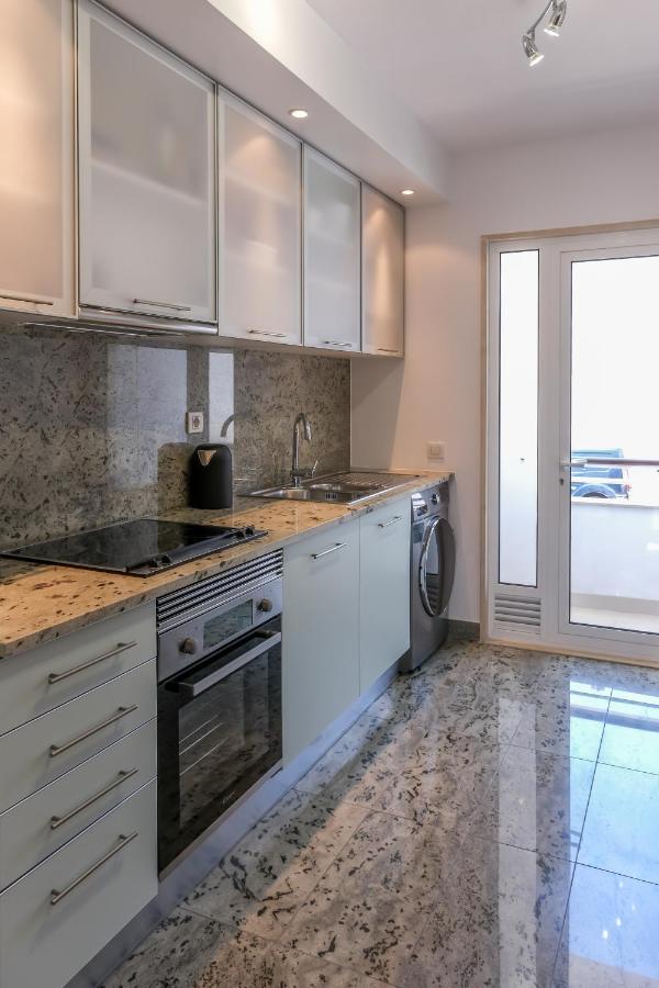 Lucky Star Marina Apartment, With Pool ลากอส ภายนอก รูปภาพ